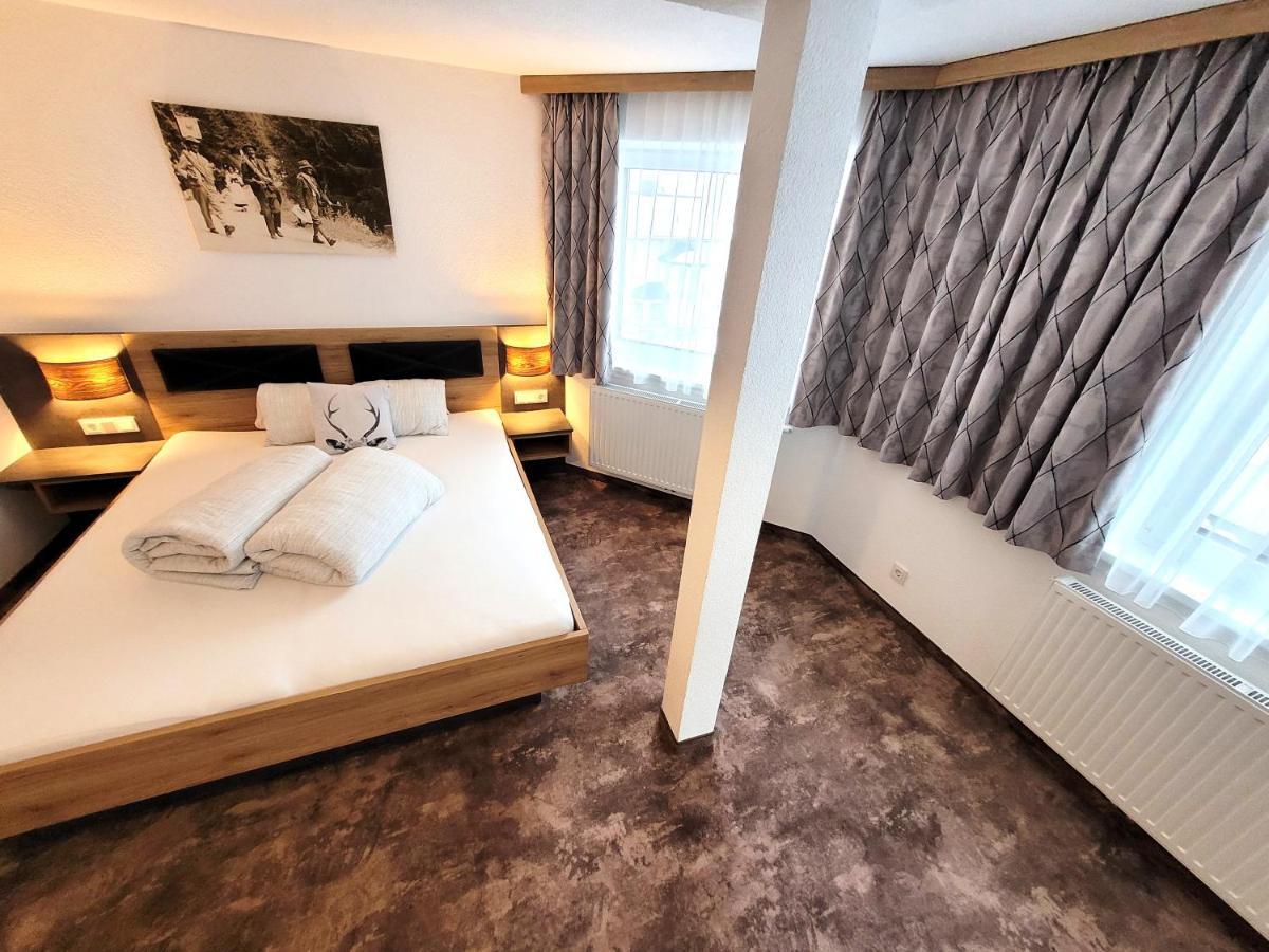Doppelzimmer mit Balkon